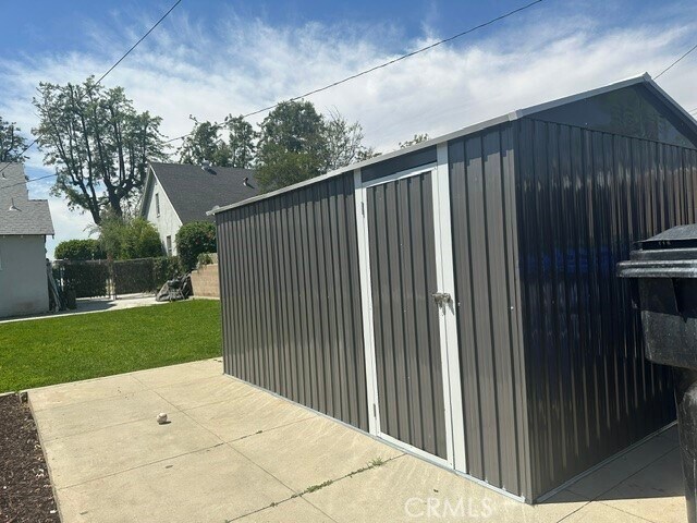 Building Photo - 1054 N Euclid Ave