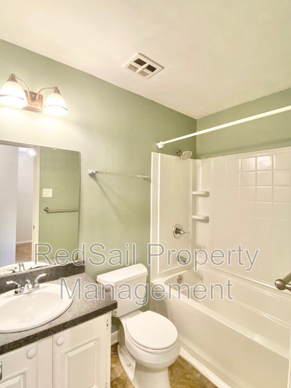 Building Photo - 1058 Willow Green Dr