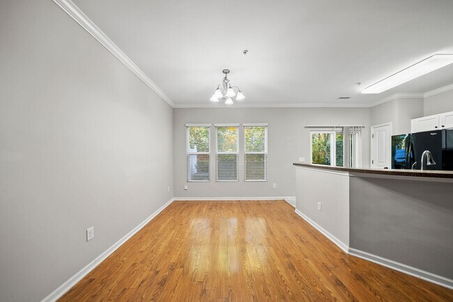 Building Photo - 8341 Hollister Hills Dr