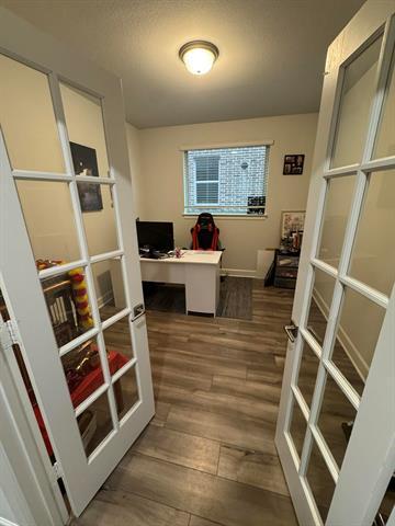 Building Photo - 8628 Spindletop Dr