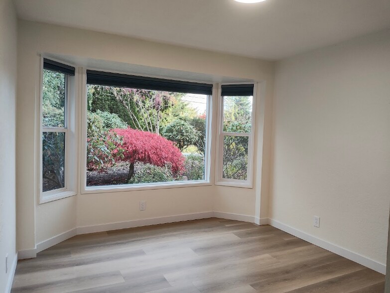 Building Photo - 18820 51st Pl W