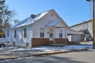 Building Photo - 1 Bed 1 Bath Home in Martin, TN!