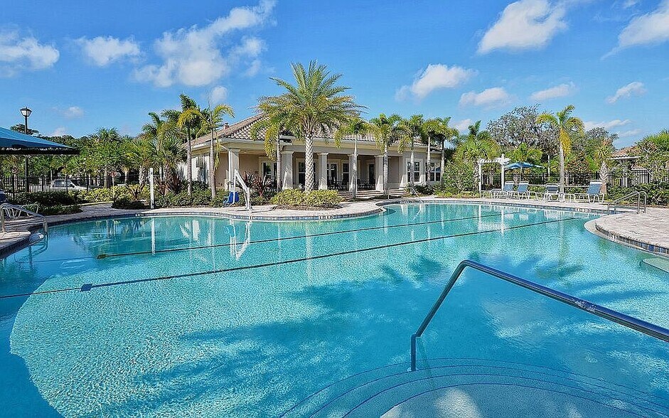 Pool - 3120 Oriole Dr