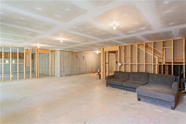 Building Photo - 201 Aspen Valley Ln