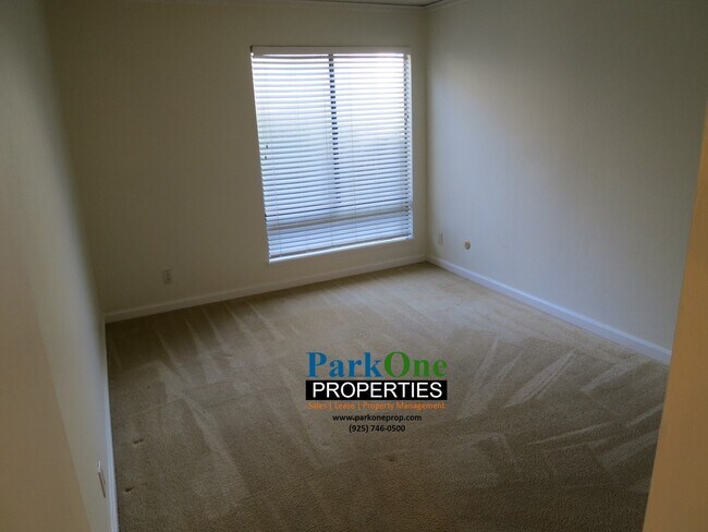 Building Photo - Condo Available in the Keys! Near Downtown Walnut Creek, Close to BART and the Freeway!