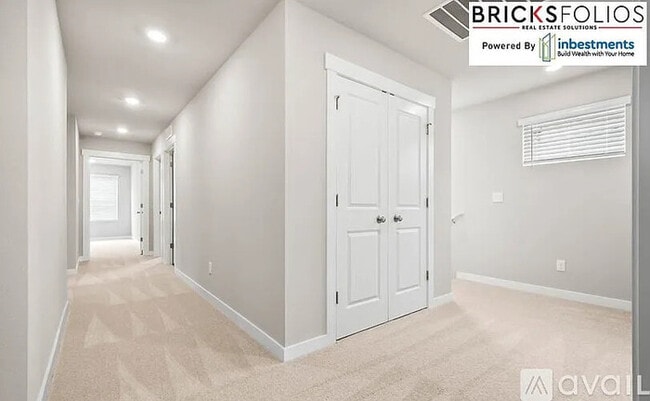 Building Photo - Discover Your Dream Home in Puyallup