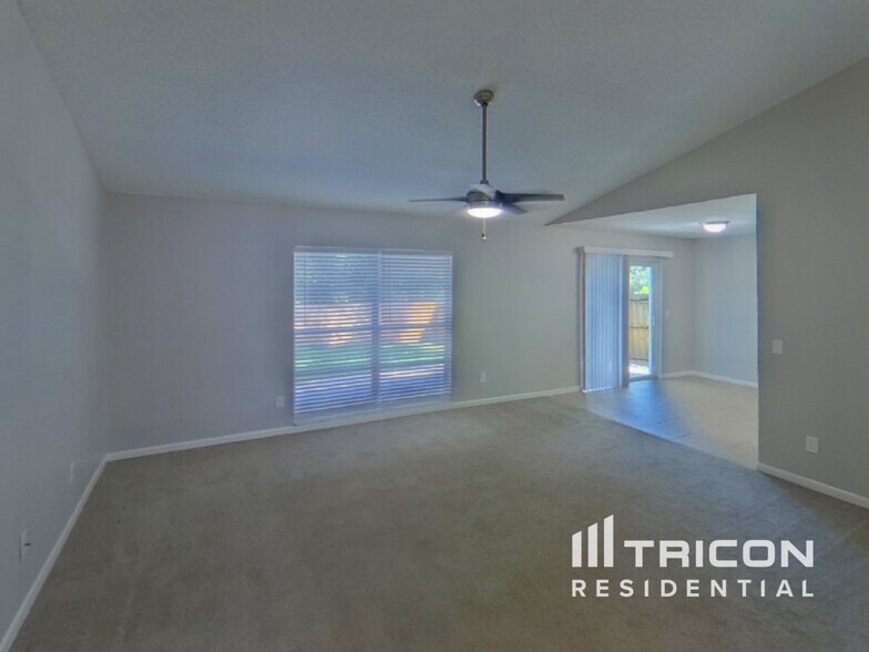 Building Photo - 4013 Forecast Dr