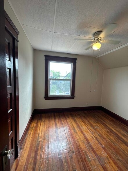 Building Photo - 3344 W 44th St