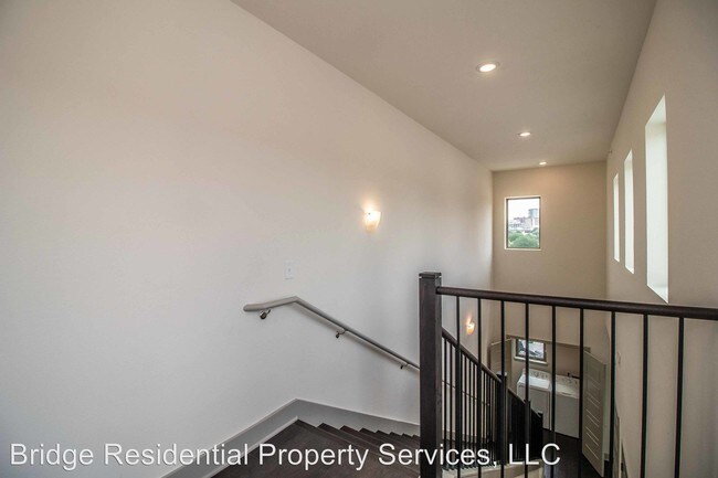 Building Photo - 4 br, 4 bath House - 500 Harrold Street #3101