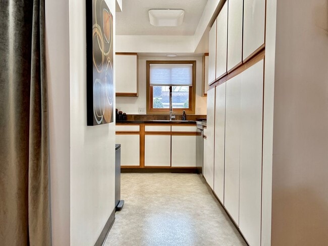 Building Photo - The Webster Street Retreat: A Fabulous Hot...