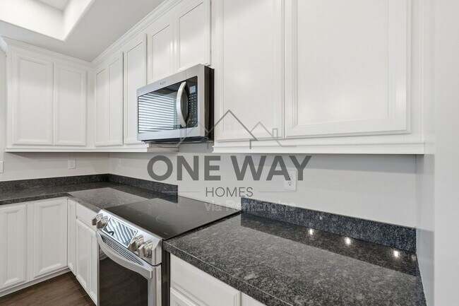 Building Photo - 1250 Abbey Ln