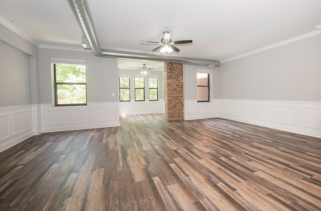 Building Photo - 4117 S Michigan Ave