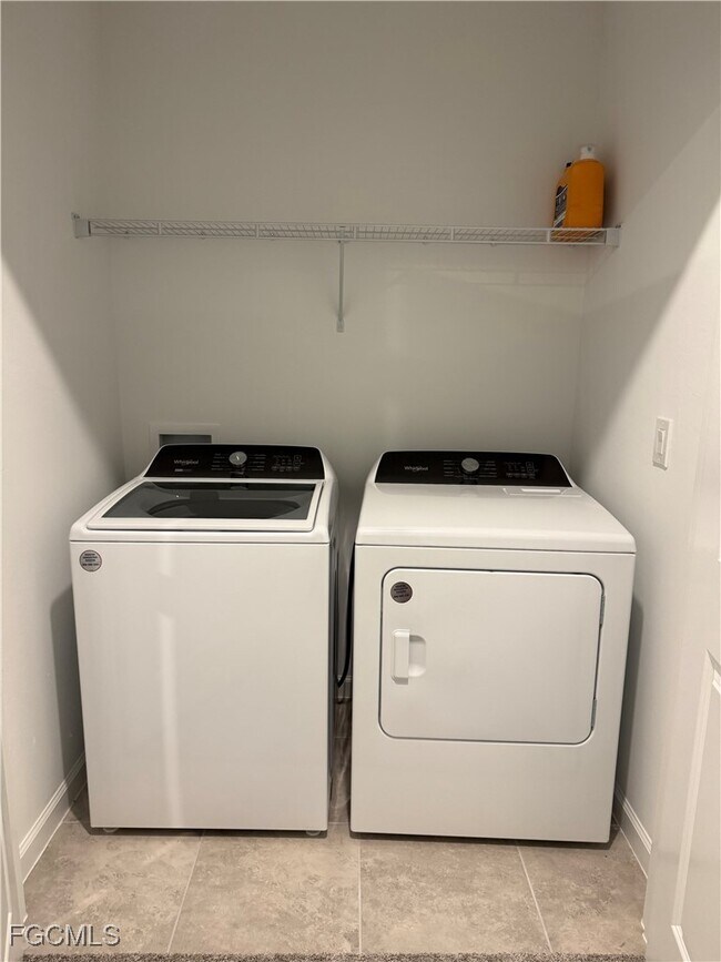 Building Photo - 1663 Lake Jessup Cir