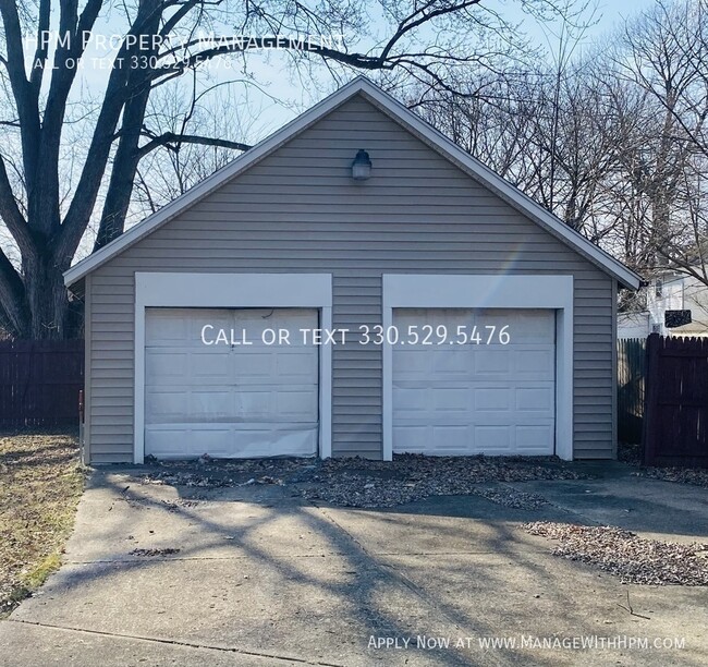 Building Photo - 1421 Piper Ct NW
