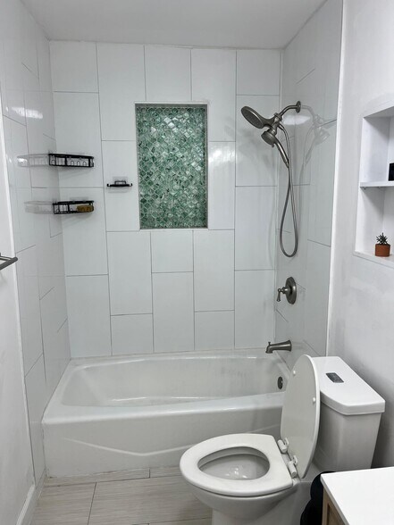 Bathroom with Magnetic Shower Head - 620 NE 140th St