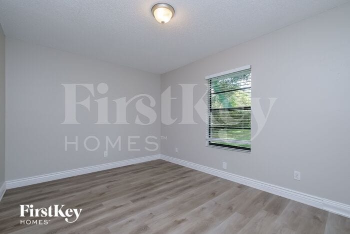 Building Photo - 11616 Linda Ln