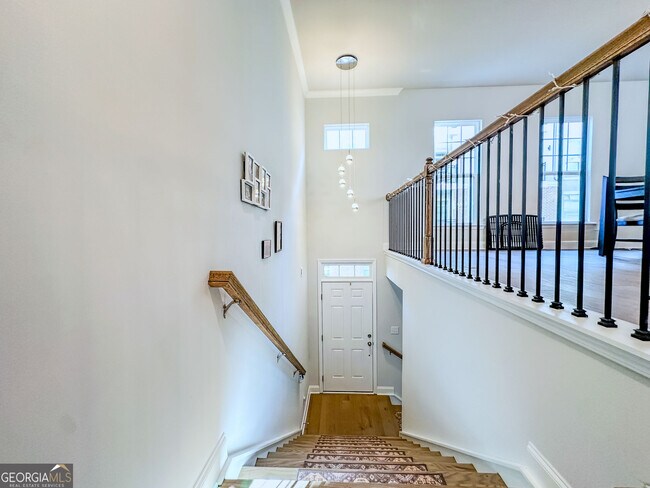 Building Photo - 361 Watson Ave