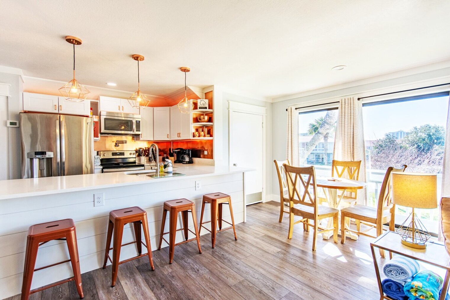 Building Photo - 4000 Gulf Terrace Dr