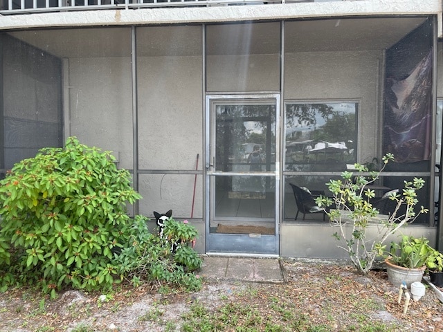 Building Photo - 9217 Tudor Dr