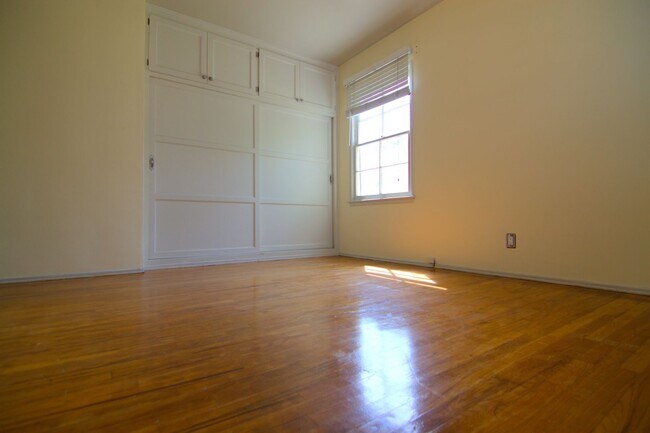 Building Photo - 17106 Willard St