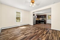 Building Photo - 143 Kneen St