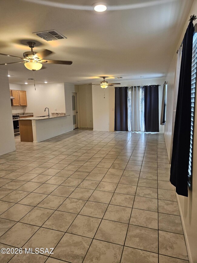 Building Photo - 8763 E Pebble Stone Ln