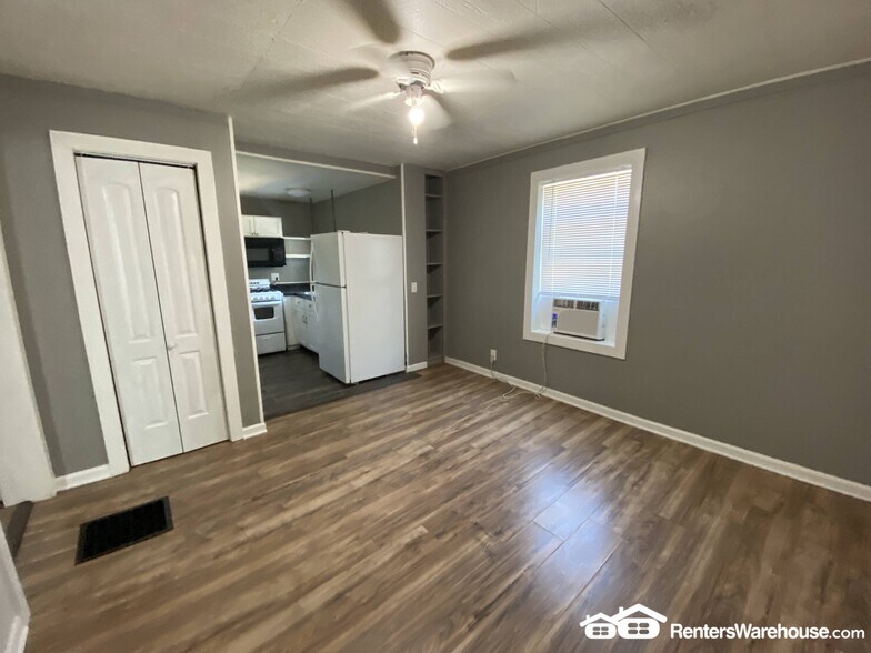 Building Photo - 3916 9th St