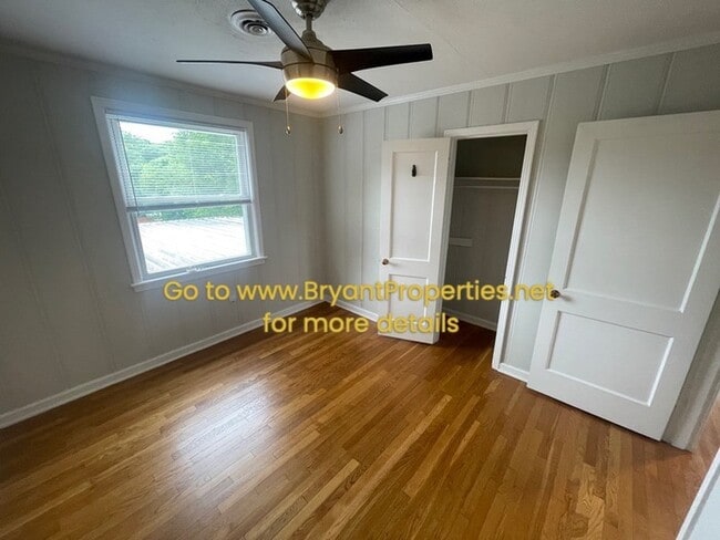 Building Photo - Nashville - Woodbine Area - 3 Bedrooms- I ...