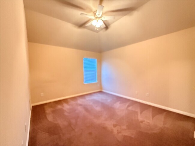 Building Photo - 2144 Brittany Colony Dr