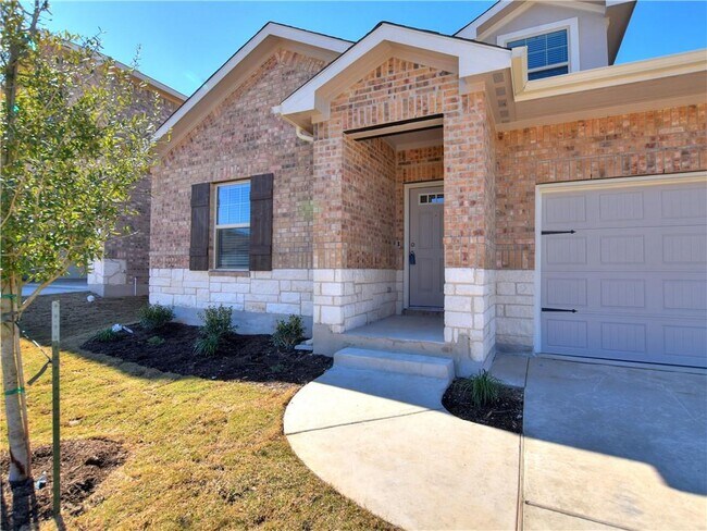 Building Photo - 517 Gabrielle Anne Dr