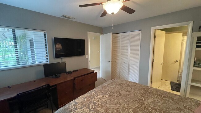 Building Photo - Turnkey Furnished Short Term Rental