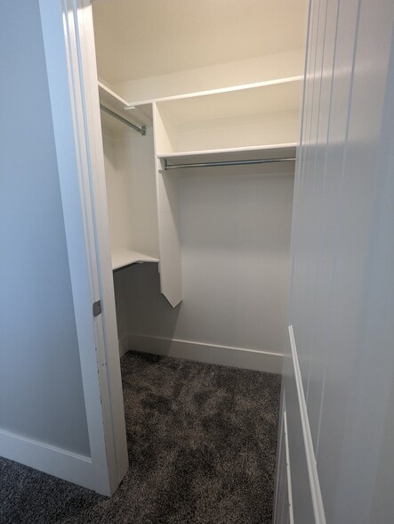 Master Closet - 254 S. 1000 E. Unit B