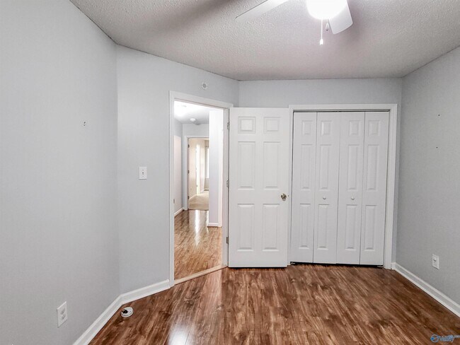 Building Photo - 157 Garden Brook Dr
