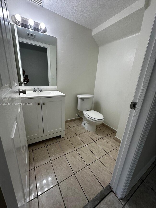 Building Photo - 26323 SW 135th Pl