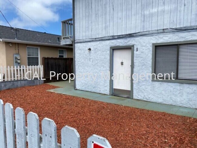 Primary Photo - Two bedroom apartment in Seaside, CA