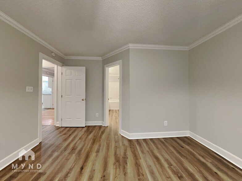 Building Photo - 4648 Forest Highland Dr