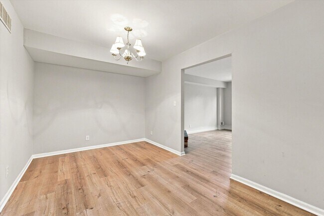 Building Photo - 701 Renner Rd