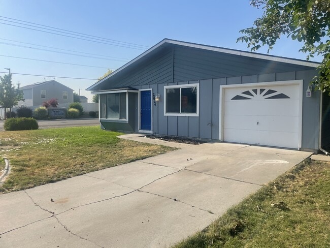 Primary Photo - 2824 Gemini St