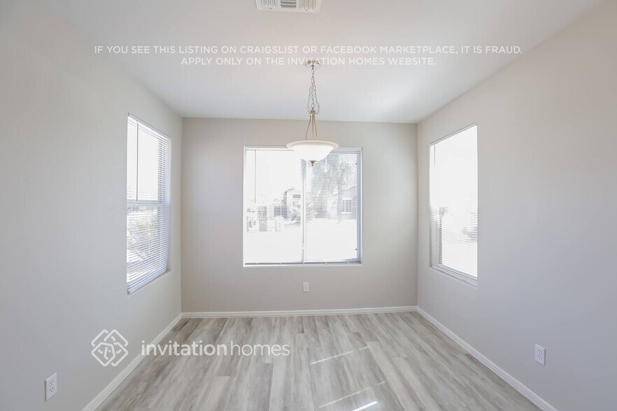 Building Photo - 6224 S 20th Gln