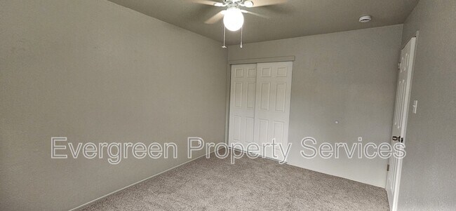 Building Photo - 5787 Haskell Ave