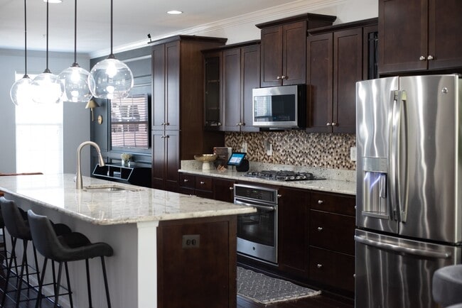 Building Photo - 12713 Rustic Rock Ln