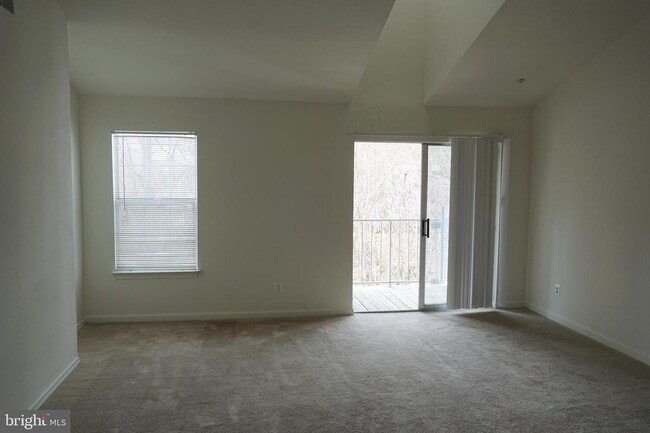 Building Photo - 18502 Boysenberry Dr