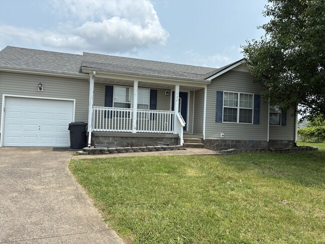 Primary Photo - 104 Josephines Ct