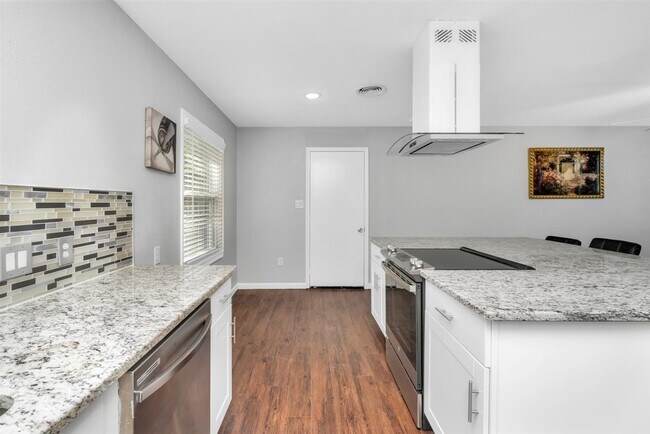 Building Photo - 3262 Kristen Dr