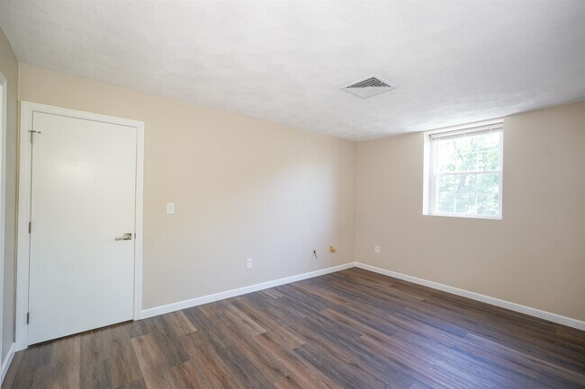 Building Photo - 7 Louisburg Square
