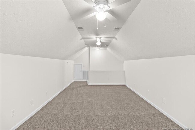 Building Photo - 757 Stone Cross Dr