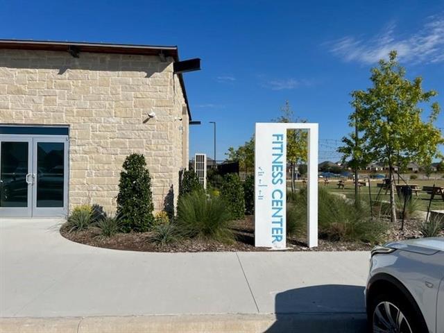 Building Photo - 5404 Finbrooke Dr