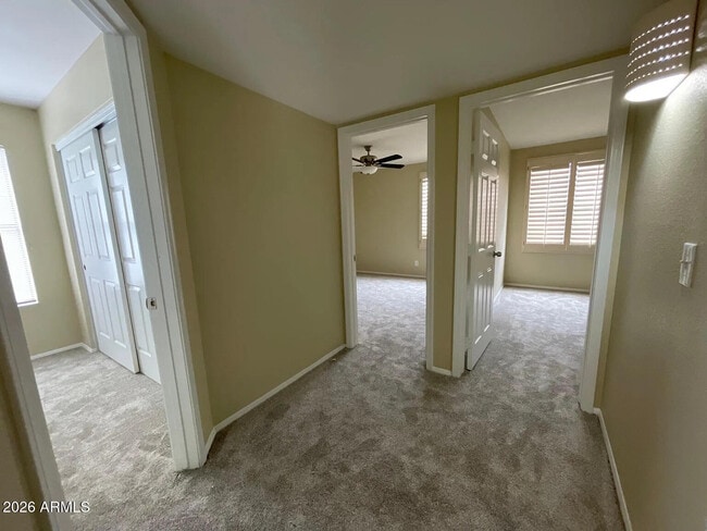 Building Photo - 5125 E Fellars Dr
