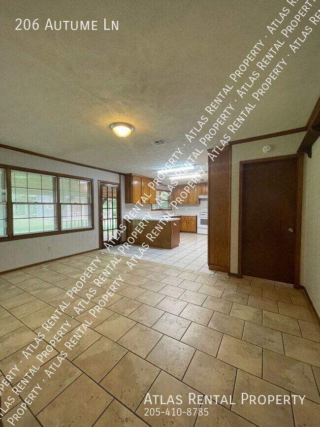 Building Photo - 206 Autume Ln