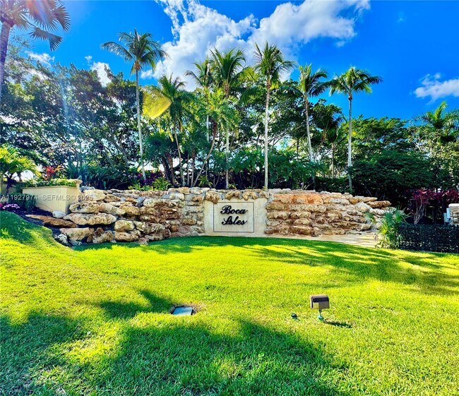 Building Photo - 19754 Dinner Key Dr